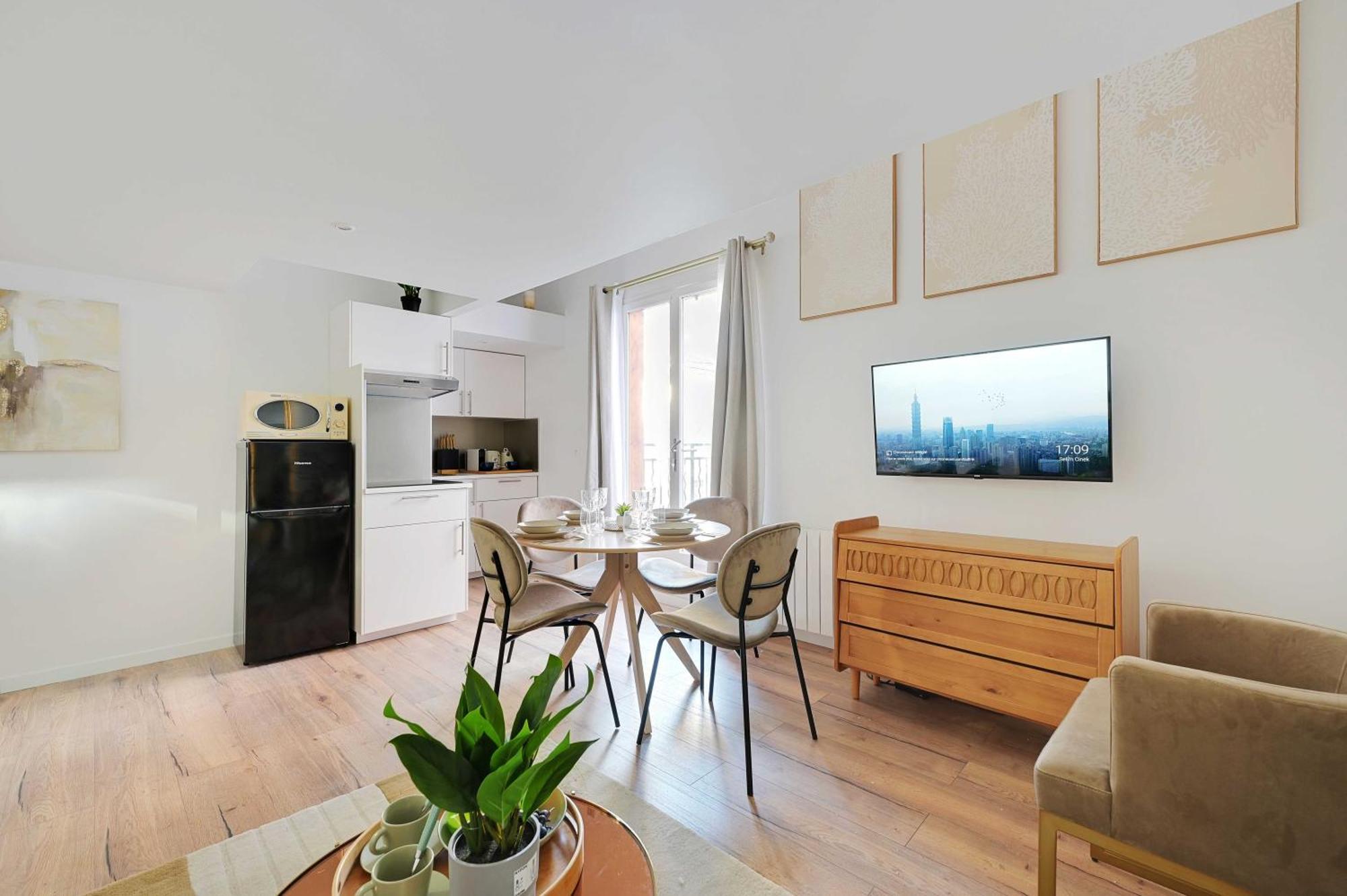 Residence A Proximite De Paris Le Kremlin-Bicêtre Екстериор снимка
